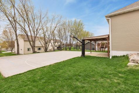 17377 80th Place N Maple Grove MN 55311