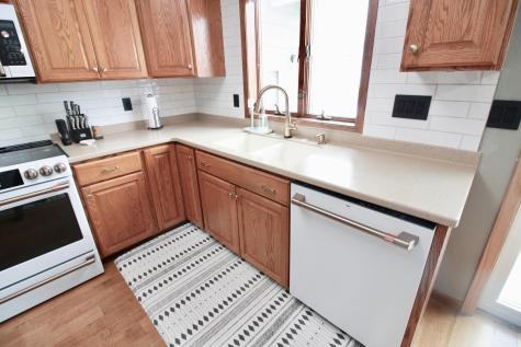 915 Hemlock Court Breckenridge MN 56520