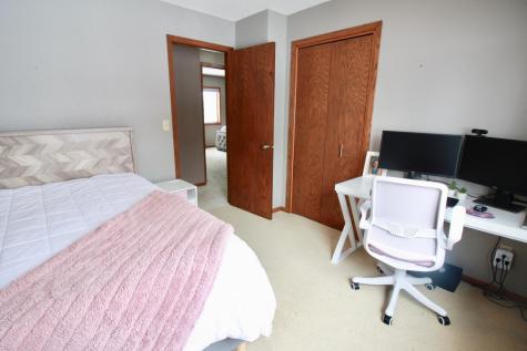 915 Hemlock Court Breckenridge MN 56520