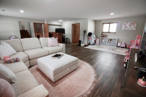 915 Hemlock Court Breckenridge MN 56520