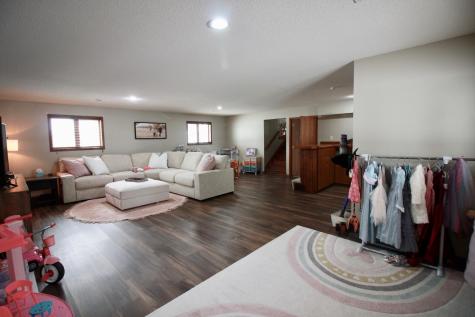 915 Hemlock Court Breckenridge MN 56520