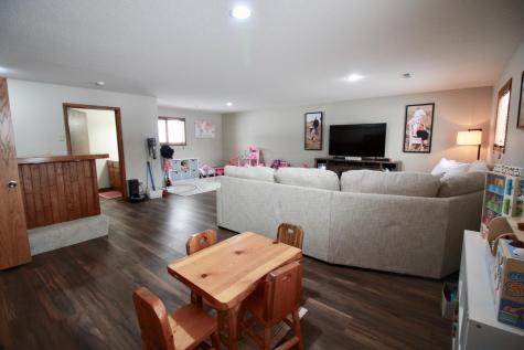 915 Hemlock Court Breckenridge MN 56520