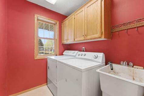 4030 Woodhill Court Rockford MN 55373