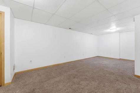 4030 Woodhill Court Rockford MN 55373