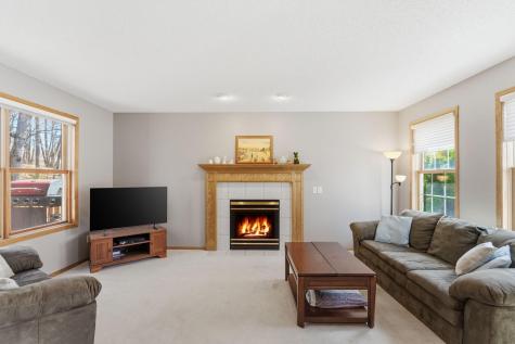 4030 Woodhill Court Rockford MN 55373