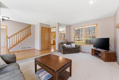 4030 Woodhill Court Rockford MN 55373