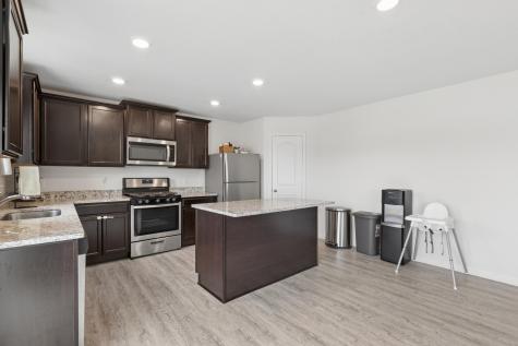 1086 Foede Circle Montrose MN 55363