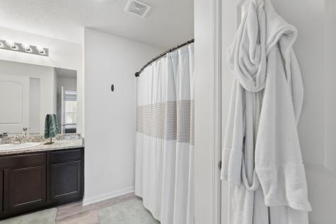 1086 Foede Circle Montrose MN 55363