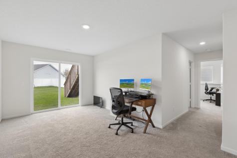 1086 Foede Circle Montrose MN 55363
