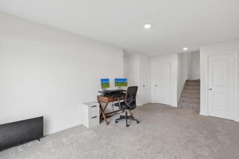 1086 Foede Circle Montrose MN 55363