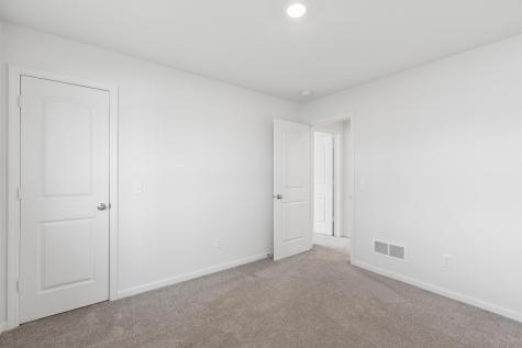 1086 Foede Circle Montrose MN 55363