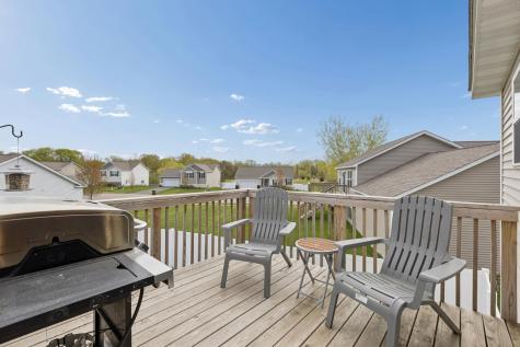 1086 Foede Circle Montrose MN 55363