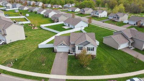 1086 Foede Circle Montrose MN 55363