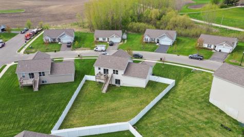 1086 Foede Circle Montrose MN 55363