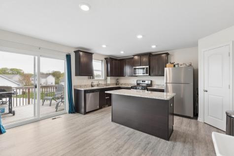 1086 Foede Circle Montrose MN 55363