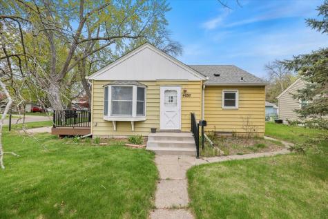4656 2nd Avenue White Bear Lake MN 55110