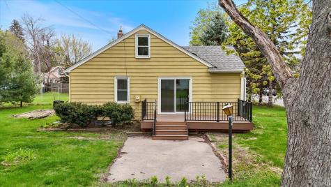 4656 2nd Avenue White Bear Lake MN 55110