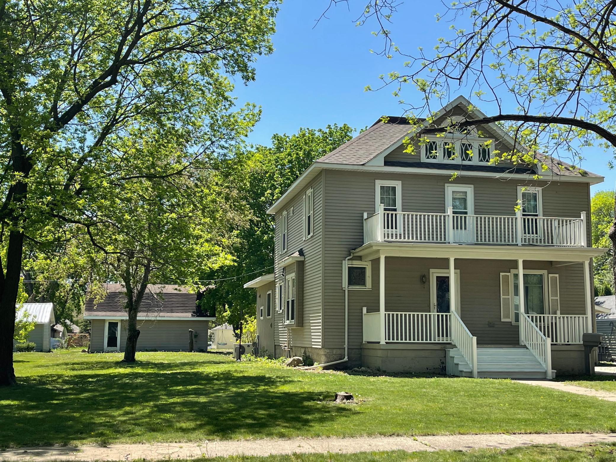136 North Street Tracy MN 56175