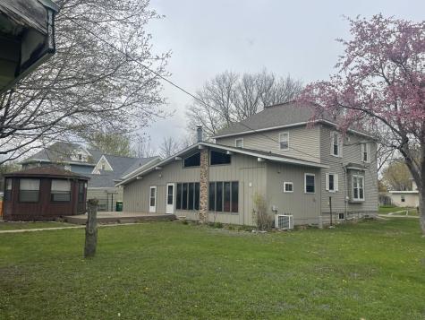 136 North Street Tracy MN 56175
