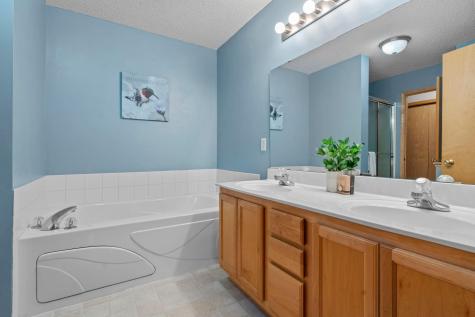 17620 69th Place N Maple Grove MN 55311