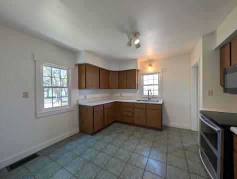 160 10th Street Tracy MN 56175