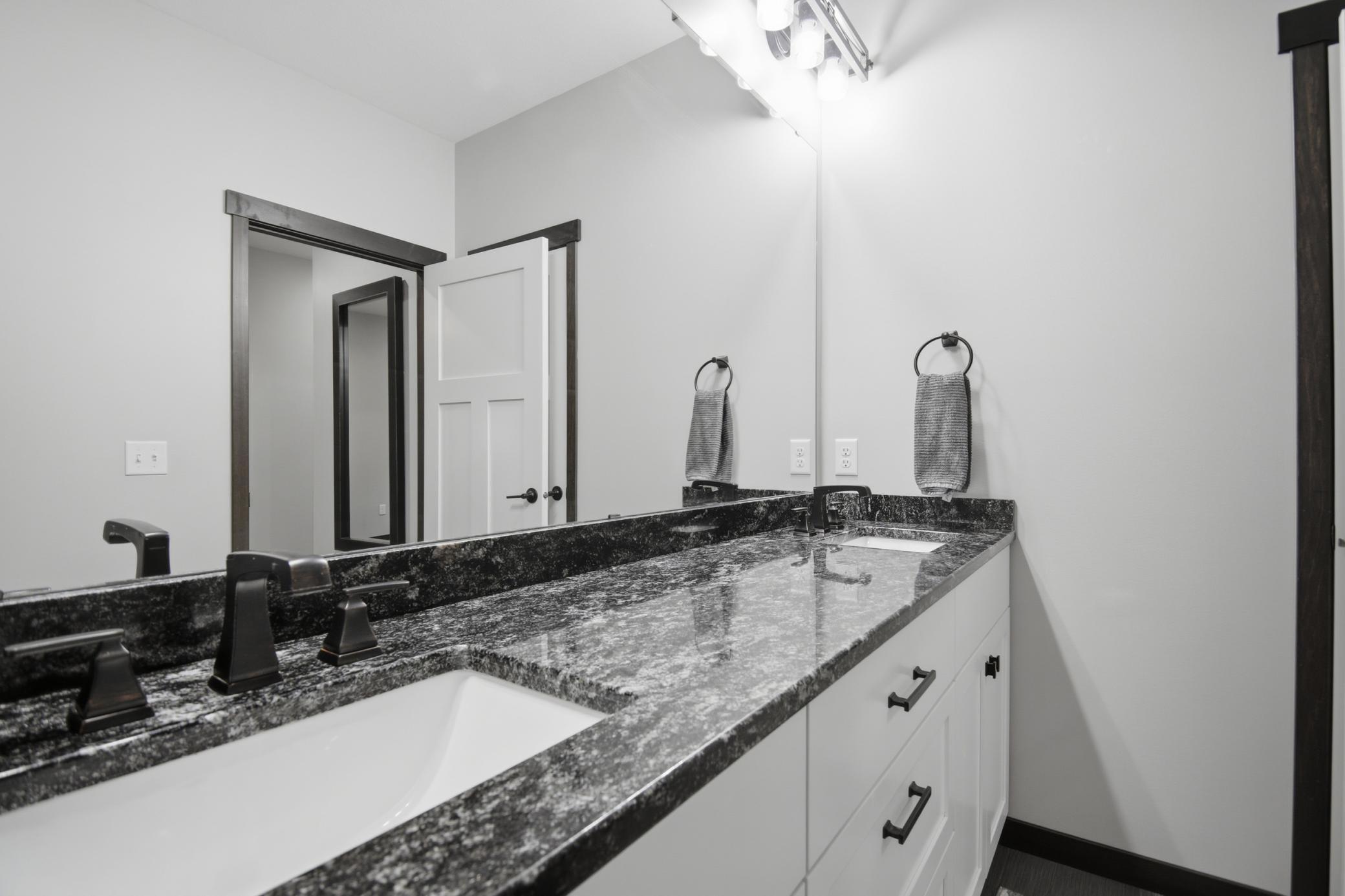 3007 15th Avenue SW Austin MN 55912