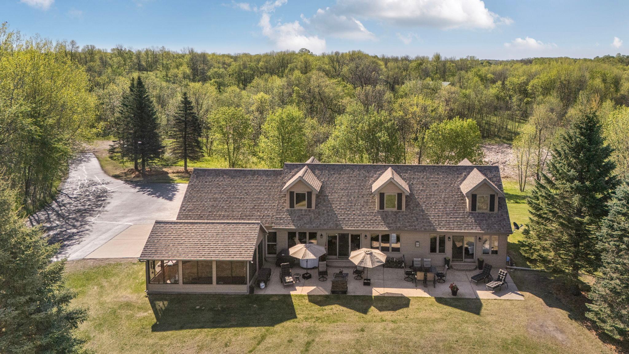 1850 Beauty Point Road SW Farwell MN 56327