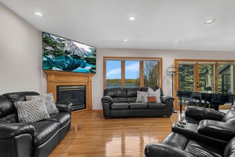 1850 Beauty Point Road SW Farwell MN 56327