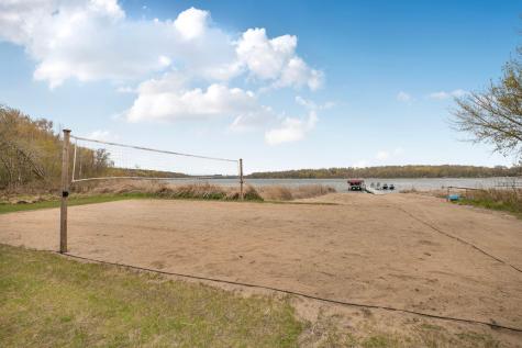 1850 Beauty Point Road SW Farwell MN 56327