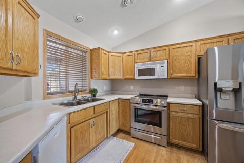 609 Danielson Court Maple Lake MN 55358