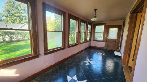 919 3rd Avenue SW Pipestone MN 56164