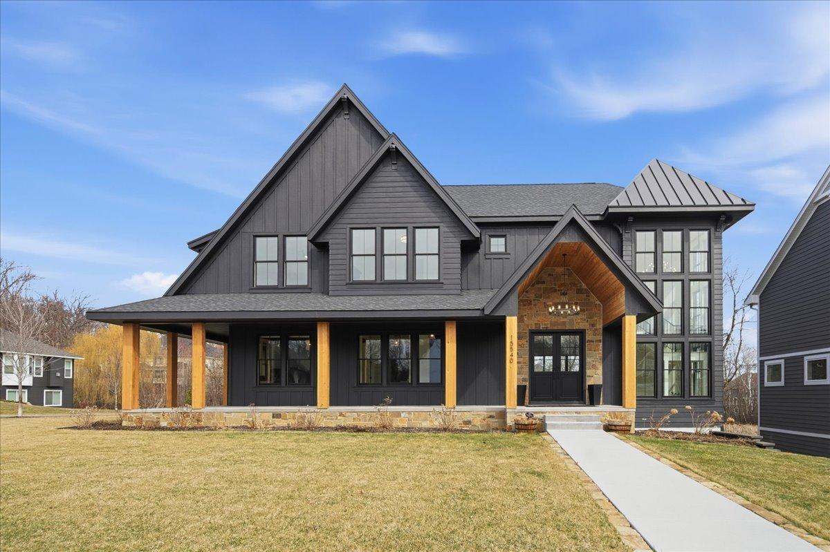15540 52nd Place N Plymouth MN 55446