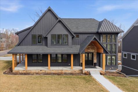15540 52nd Place N Plymouth MN 55446