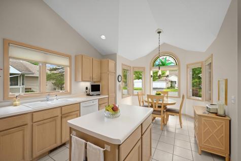 7160 Oak Pointe Curve Bloomington MN 55438