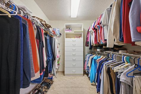 7160 Oak Pointe Curve Bloomington MN 55438