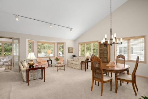 7160 Oak Pointe Curve Bloomington MN 55438