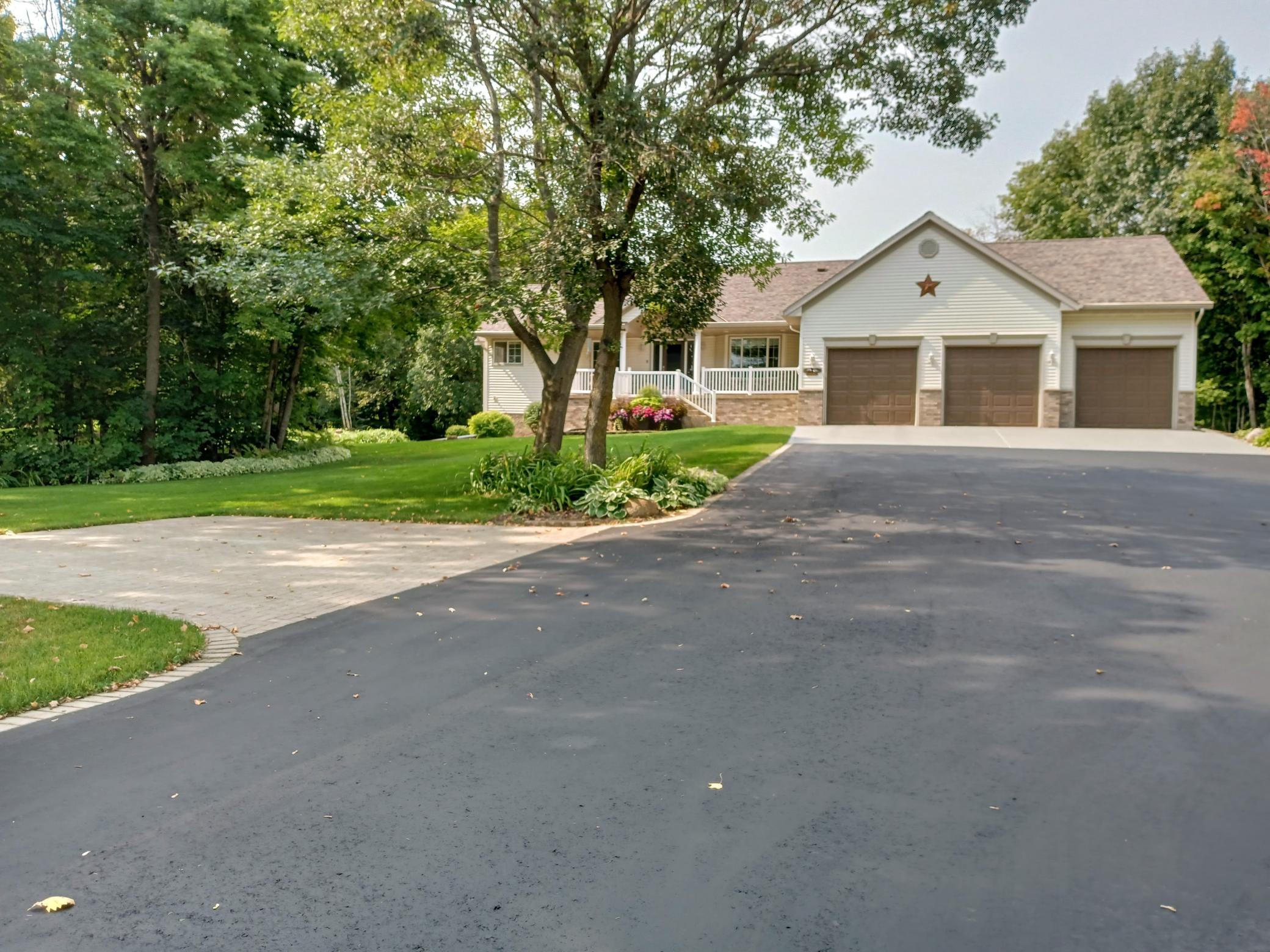 1966 Liberty Road NE Alexandria MN 56308