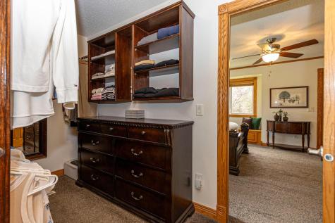 1966 Liberty Road NE Alexandria MN 56308