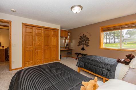 1966 Liberty Road NE Alexandria MN 56308