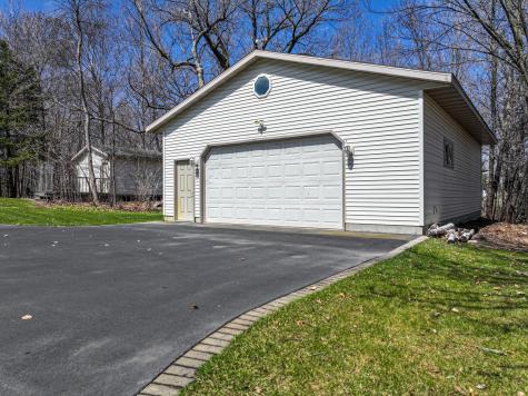 1966 Liberty Road NE Alexandria MN 56308