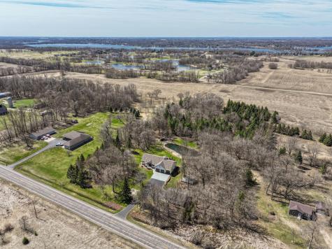 1966 Liberty Road NE Alexandria MN 56308
