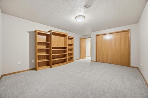 2830 Wheatland Drive S Fargo ND 58103