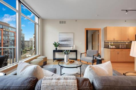 215 10th Avenue S Minneapolis MN 55415