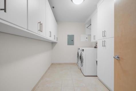 215 10th Avenue S Minneapolis MN 55415