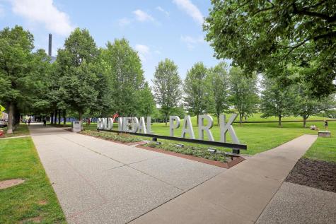 215 10th Avenue S Minneapolis MN 55415