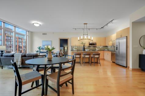 215 10th Avenue S Minneapolis MN 55415