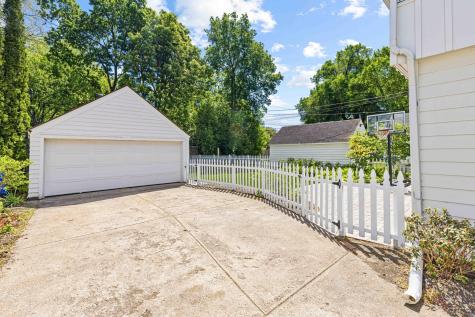 1334 8th Street S Fargo ND 58103
