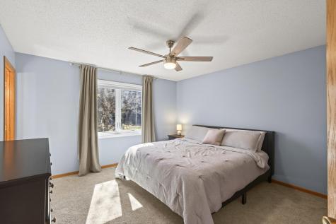 14715 39th Avenue N Plymouth MN 55446