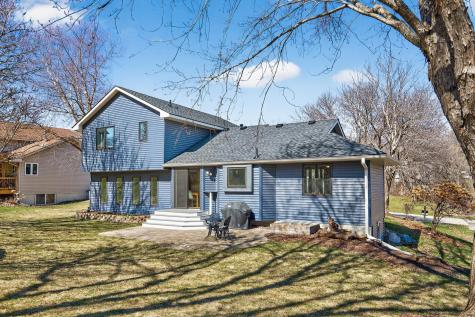 14715 39th Avenue N Plymouth MN 55446