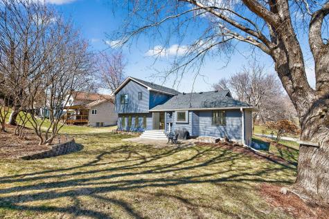 14715 39th Avenue N Plymouth MN 55446